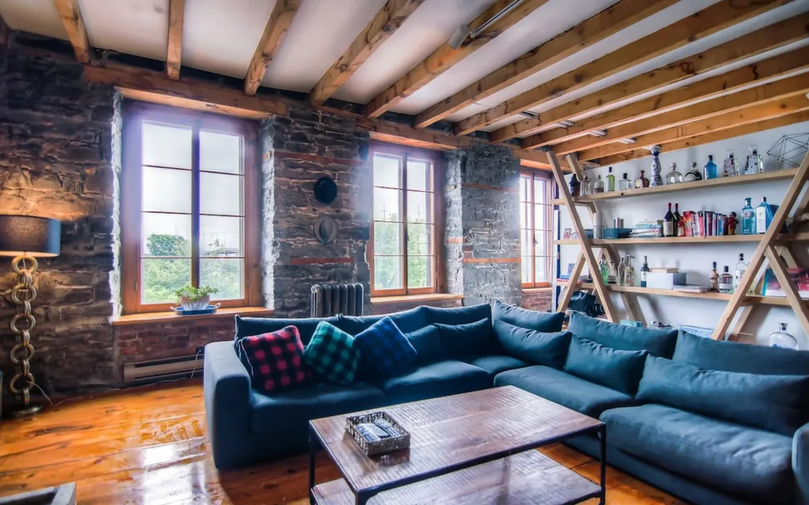 Turnkey home renovation completed by Kasa General Contractor in Montreal